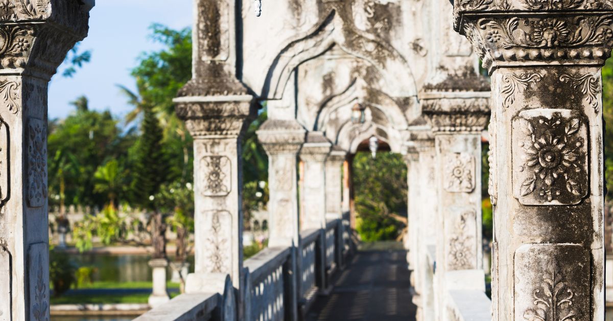 Taman Ujung Sukasada East Bali tour with standard MPV car.